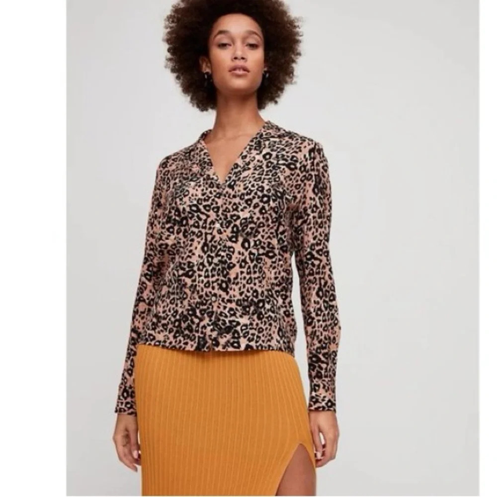 Aritzia Wilfred Emmeline Blouse Leopard Print Button Up - Picture 2 of 9